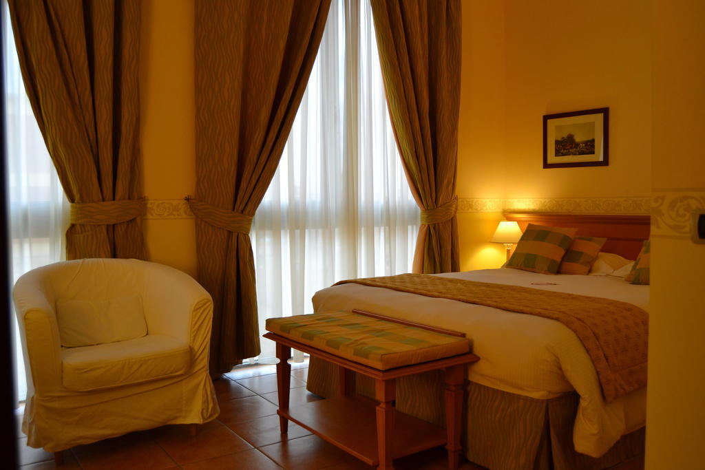 Seccy Hotel Boutique Art & Museum Fiumicino Room photo